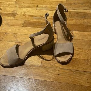 Soludos capri sandals